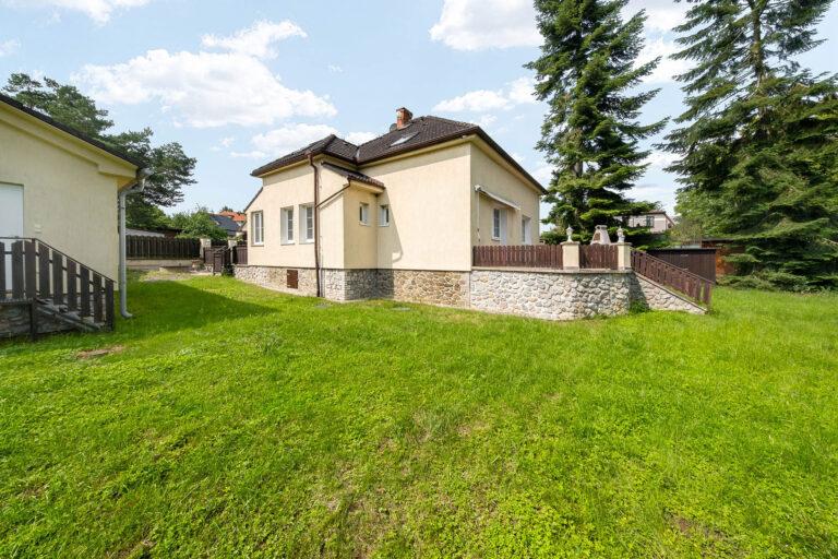 macho-reality-prodej-domu-cisovice-25